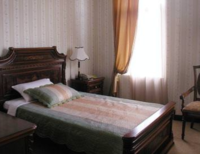 Номер стандарт с 1 односпальной кроватью (с завтраком) - Гостиница Атриум Виктория / Atrium Victoria Сухум